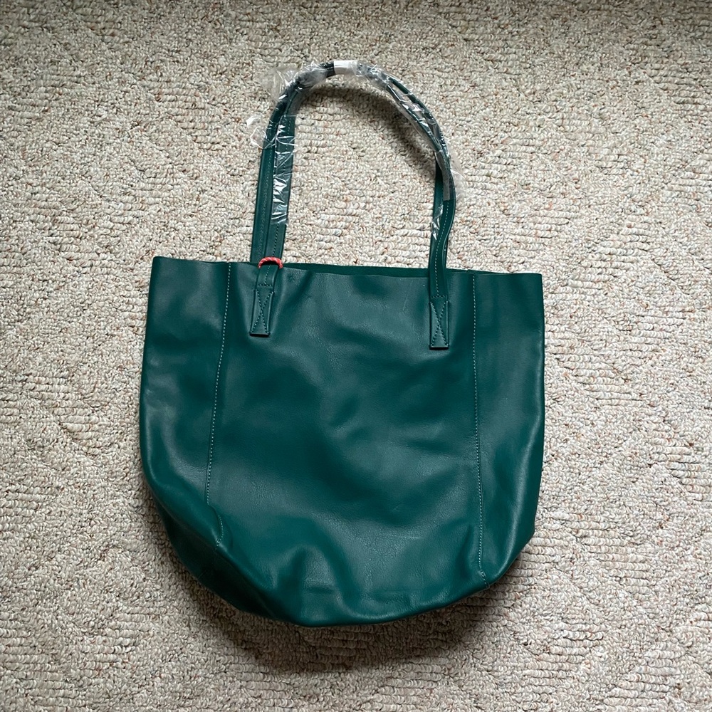 JCREW Forest Green Leather Tote with zip pouch